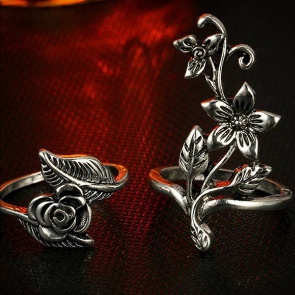 Silver Flower Ring Set - Picture 2 of 6